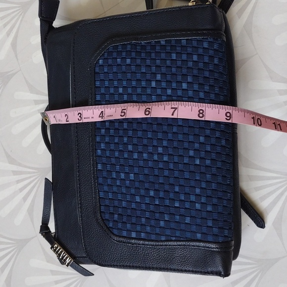 Navy Steven cross body - Picture 10 of 10